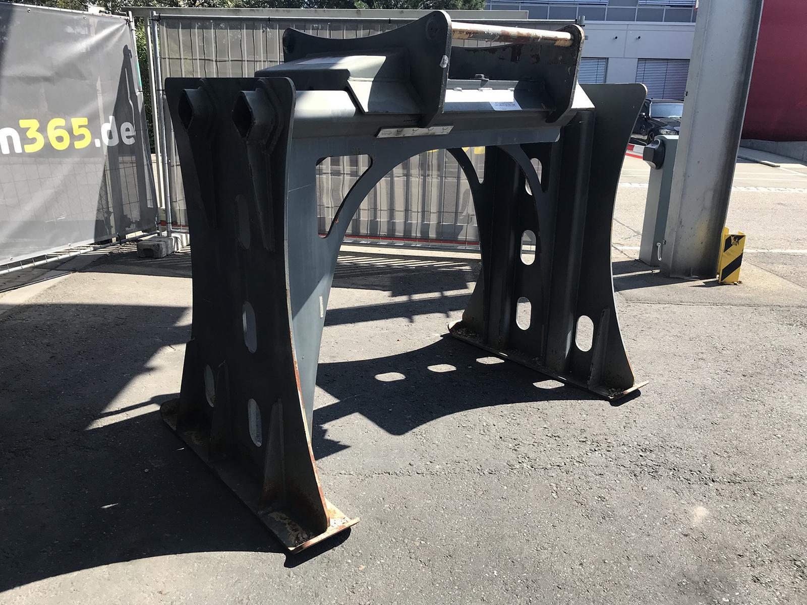 MTS-Doppelfußplatte für V8/V10 DN 900-1200 - Bild 2