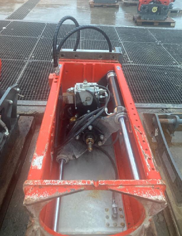 Kernbohrgerät Driller z.Baggeranbau